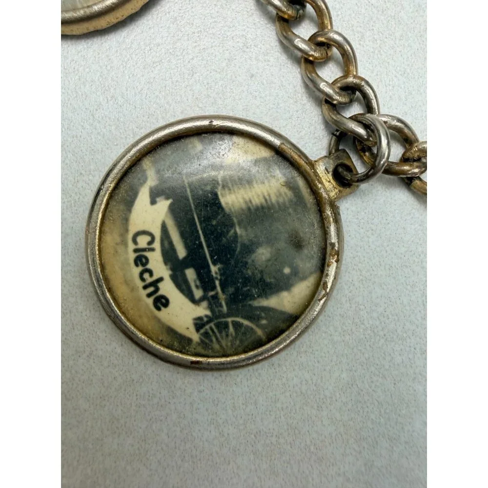 Antique Canadian Charm Bracelet Quebec Souvenir Silver Tone - Picture 5 of 9